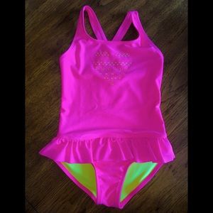 Girls Cat & Jack swimsuit size Medium